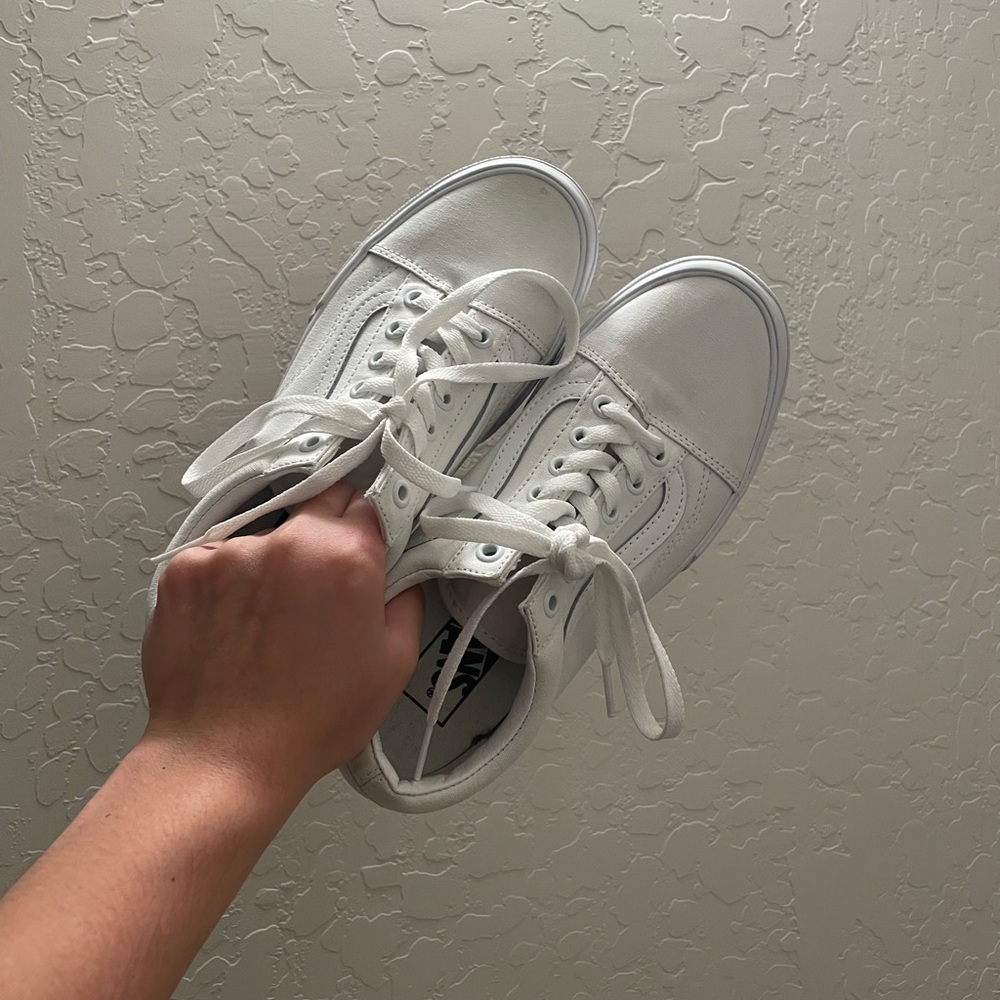 Old Skool Platform Vans Shoe True White